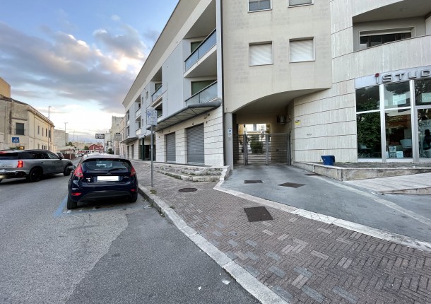 VIA ROSSELLI - IDEALE COME INVESTIMENTO